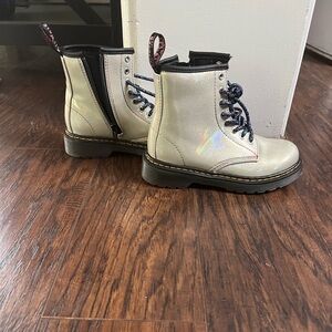 Little girls, Sparkle Dr. Martens